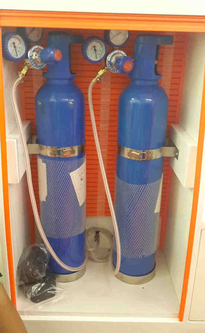 福特V348長軸超人高頂監(jiān)護(hù)型救護(hù)車 福特V348長軸超人高頂監(jiān)護(hù)型救護(hù)車